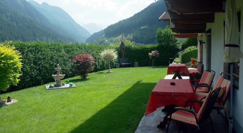 Permoser Apartment